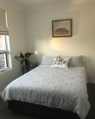 Not Quite The Ritz Bed & Breakfast Adelaide Exterior photo